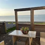 Casa de Férias Traumlage Nr51 Traumblick Direkt Am Wattenmeer Erste Reihe Unendliche Weite, Eingebettet In Der *