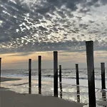 Casa de Férias Traumlage Nr51 Traumblick Direkt Am Wattenmeer Erste Reihe Unendliche Weite, Eingebettet In Der